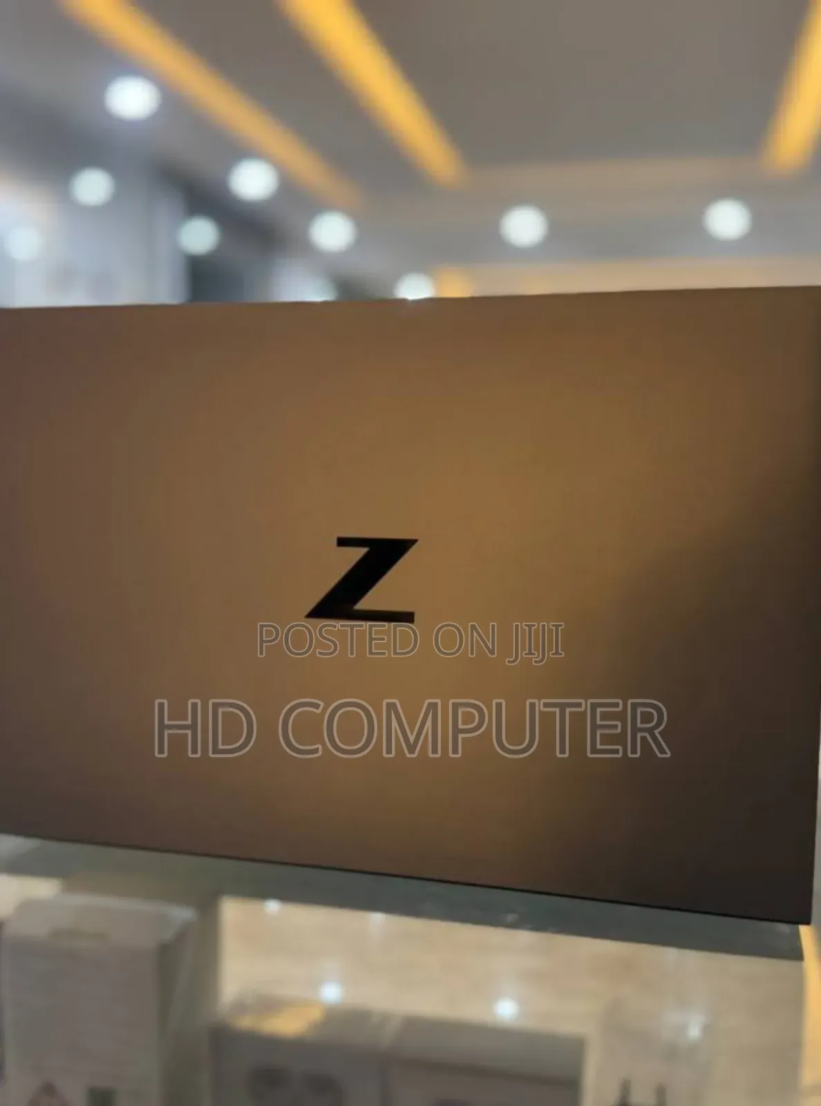 New Laptop HP ZBook Firefly G8 16GB Intel Core I7 SSD 1T