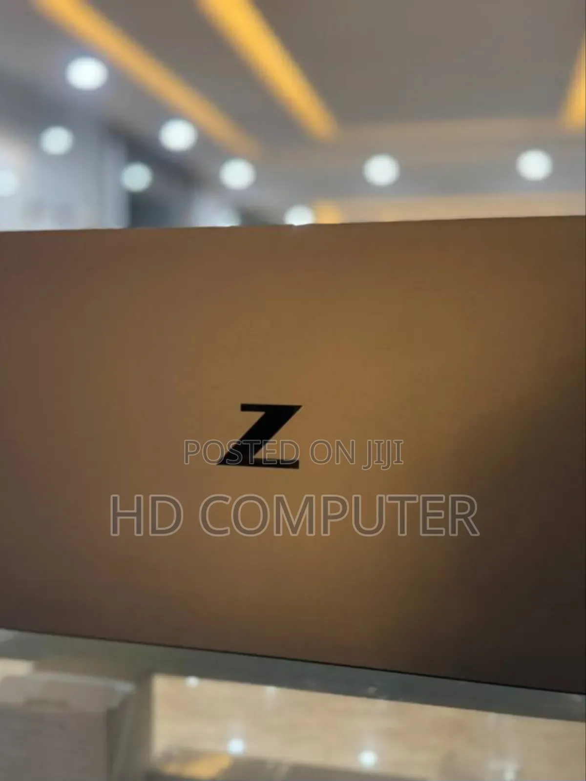 New Laptop HP ZBook Firefly G8 16GB Intel Core I7 SSD 1T