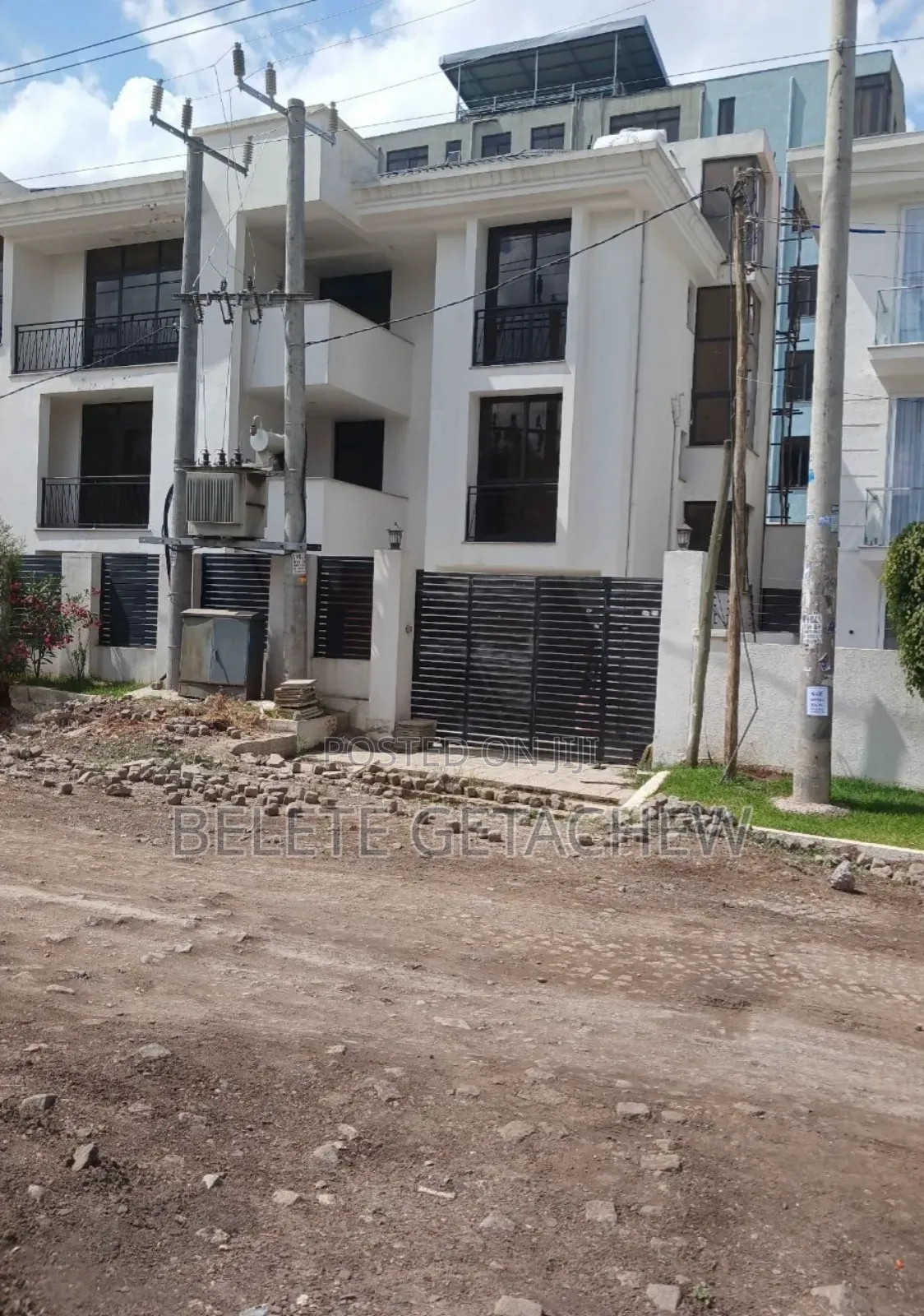 8bdrm House in Semit, G+2 Luxury, Bole for sale