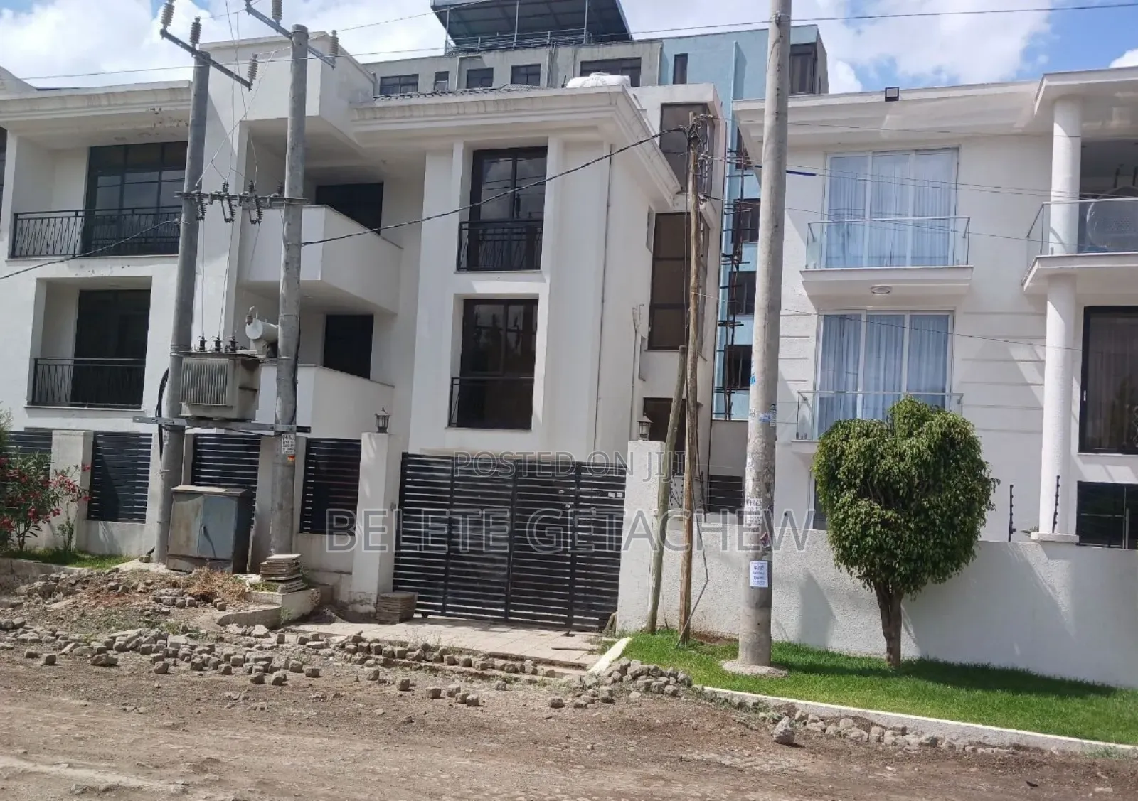 8bdrm House in Semit, G+2 Luxury, Bole for sale