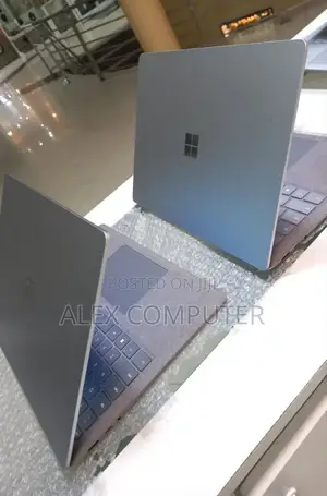 New Laptop Microsoft Surface Laptop 4 16GB Intel Core I7 SSD 512GB