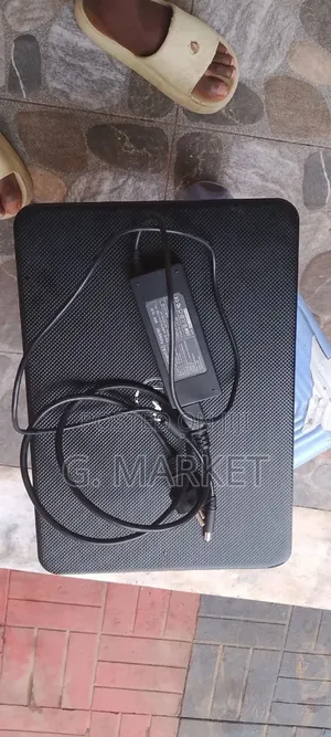 Dell Laptop Model P28f