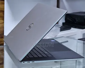Photo - New Laptop Dell XPS 15 16GB Intel Core I7 SSD 1T