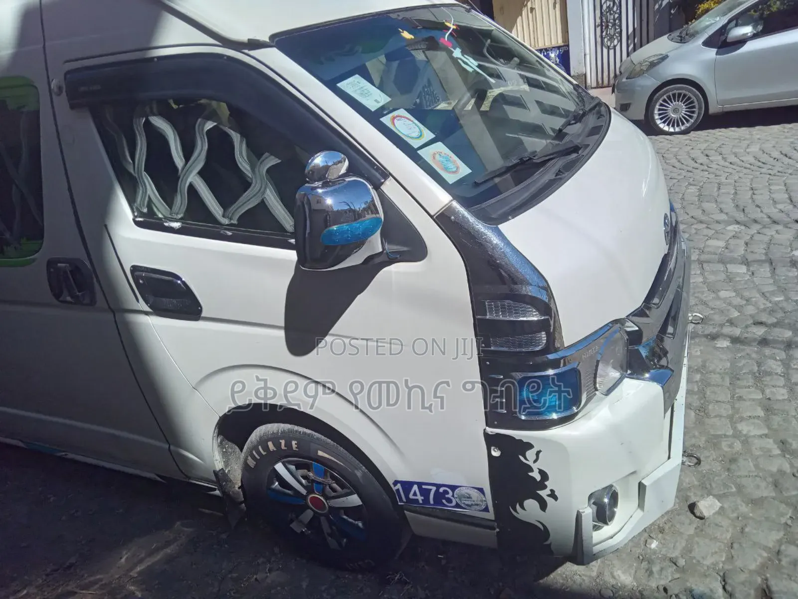 Toyota HiAce 2015 White