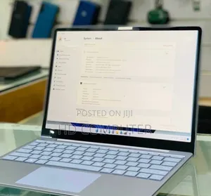 New Laptop 8GB Intel Core I5 SSD 256GB