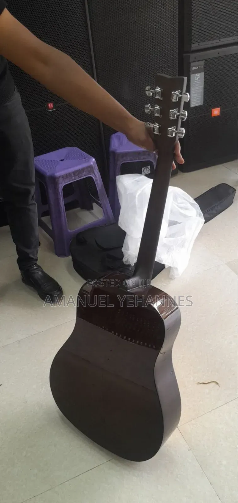 Yamaha F310 Acoustic Guitar