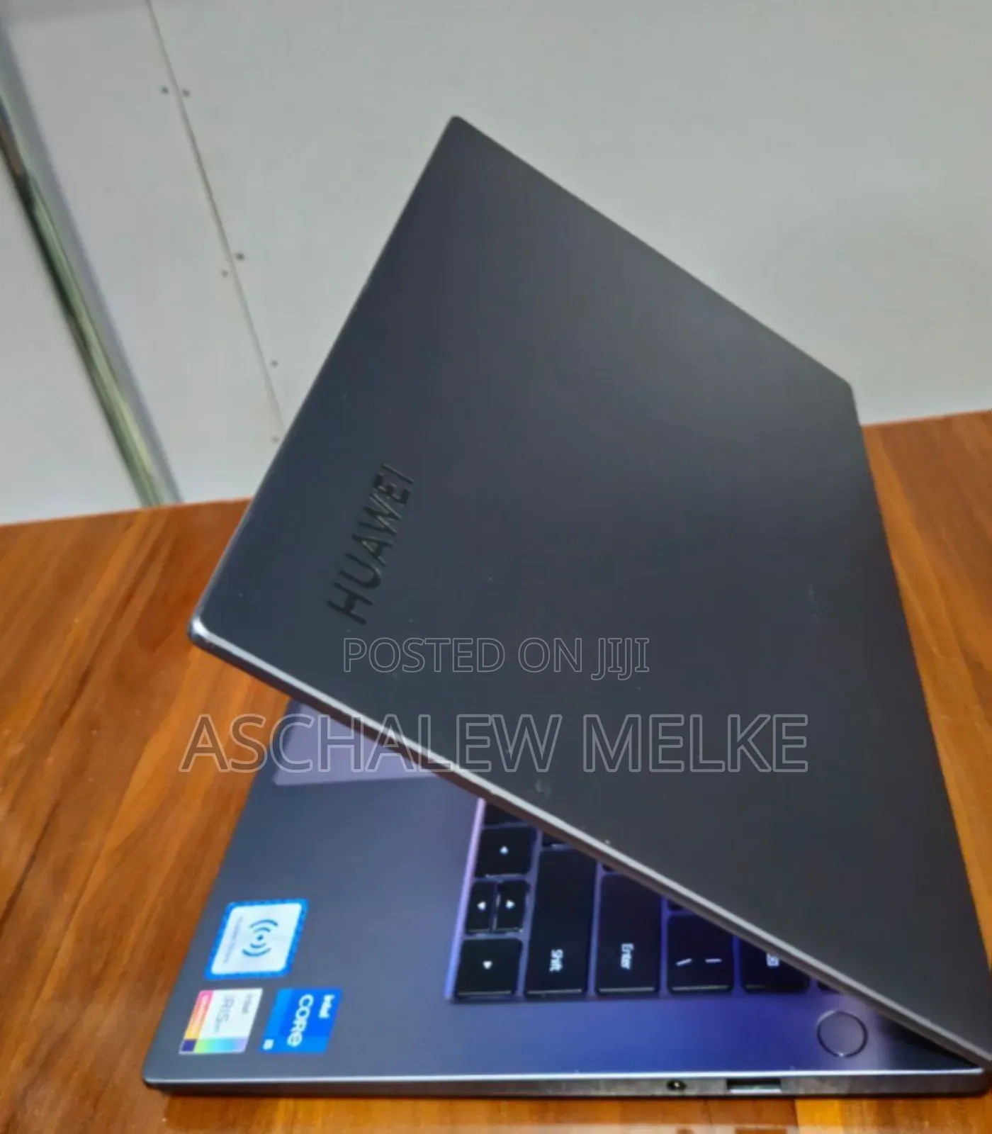 New Laptop Huawei MateBook 13 WRT-W29E 8GB Intel Core I5 SSD 512GB