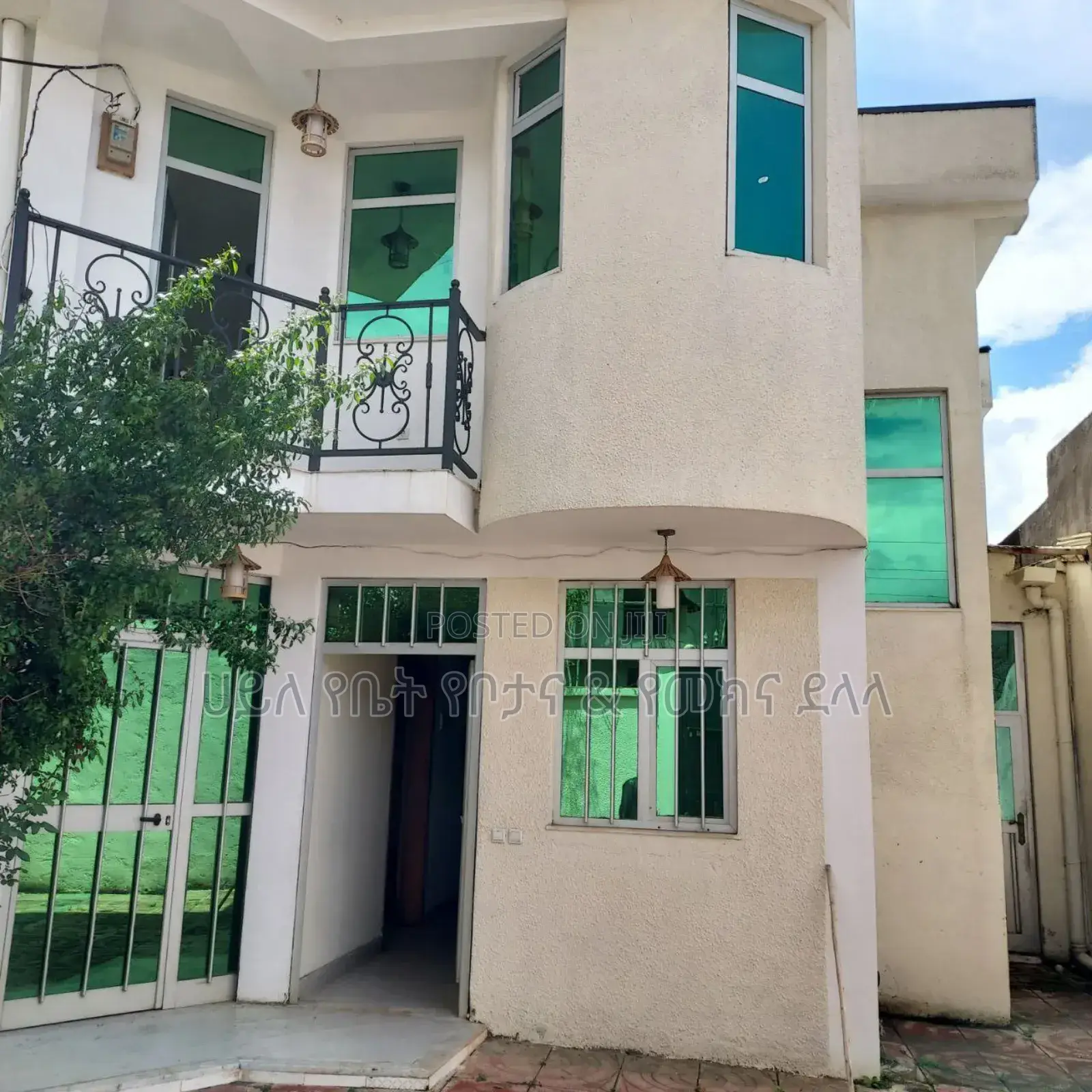 Furnished 4bdrm House in Mission Area, Oromia-Finfinne for sale