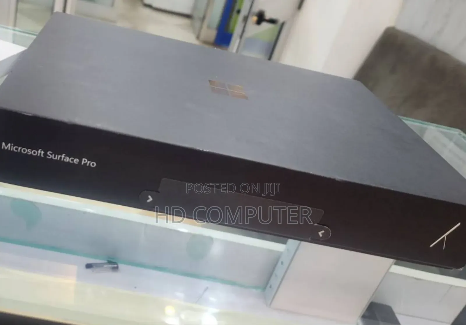 New Microsoft Surface Pro 11th Edition, a Copilot+ PC 16GB SSD 512GB