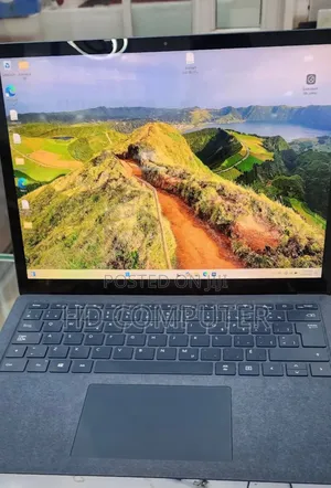 New Laptop Microsoft Surface 3 16GB Intel Core I7 SSD 256GB