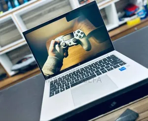 New Laptop HP EliteBook 840 10 16GB Intel Core I7 SSD 1T