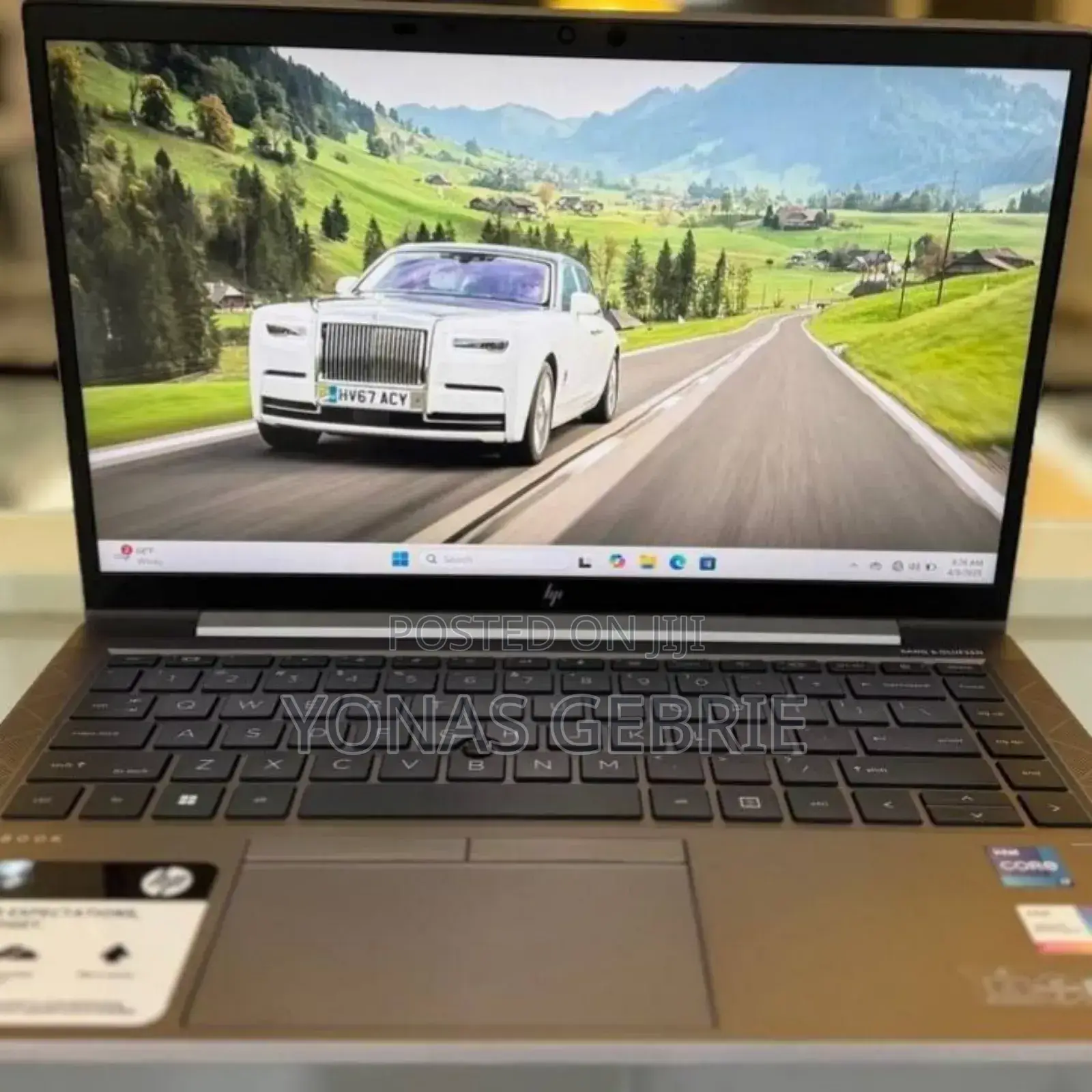 New Laptop HP ZBook Firefly G8 16GB Intel Core I7 SSD 1T