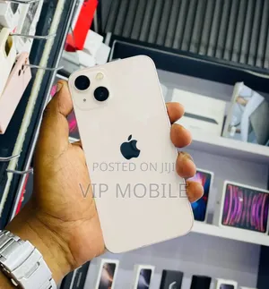 Photo - Apple iPhone 13 128 GB