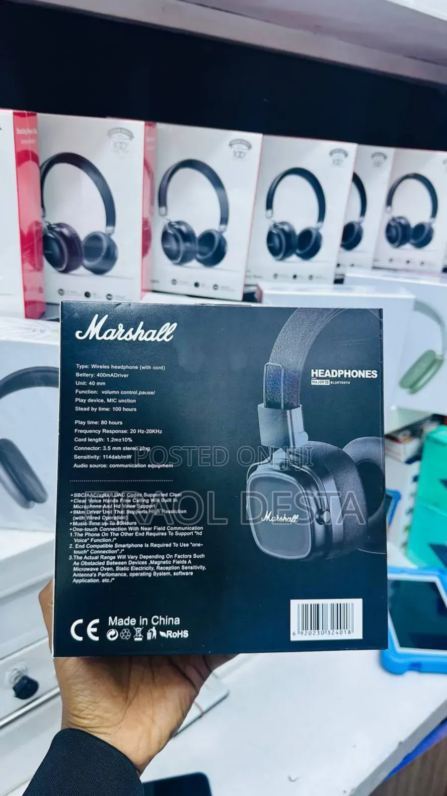 Marshall Headphone 
80+ Hours 
Play Time