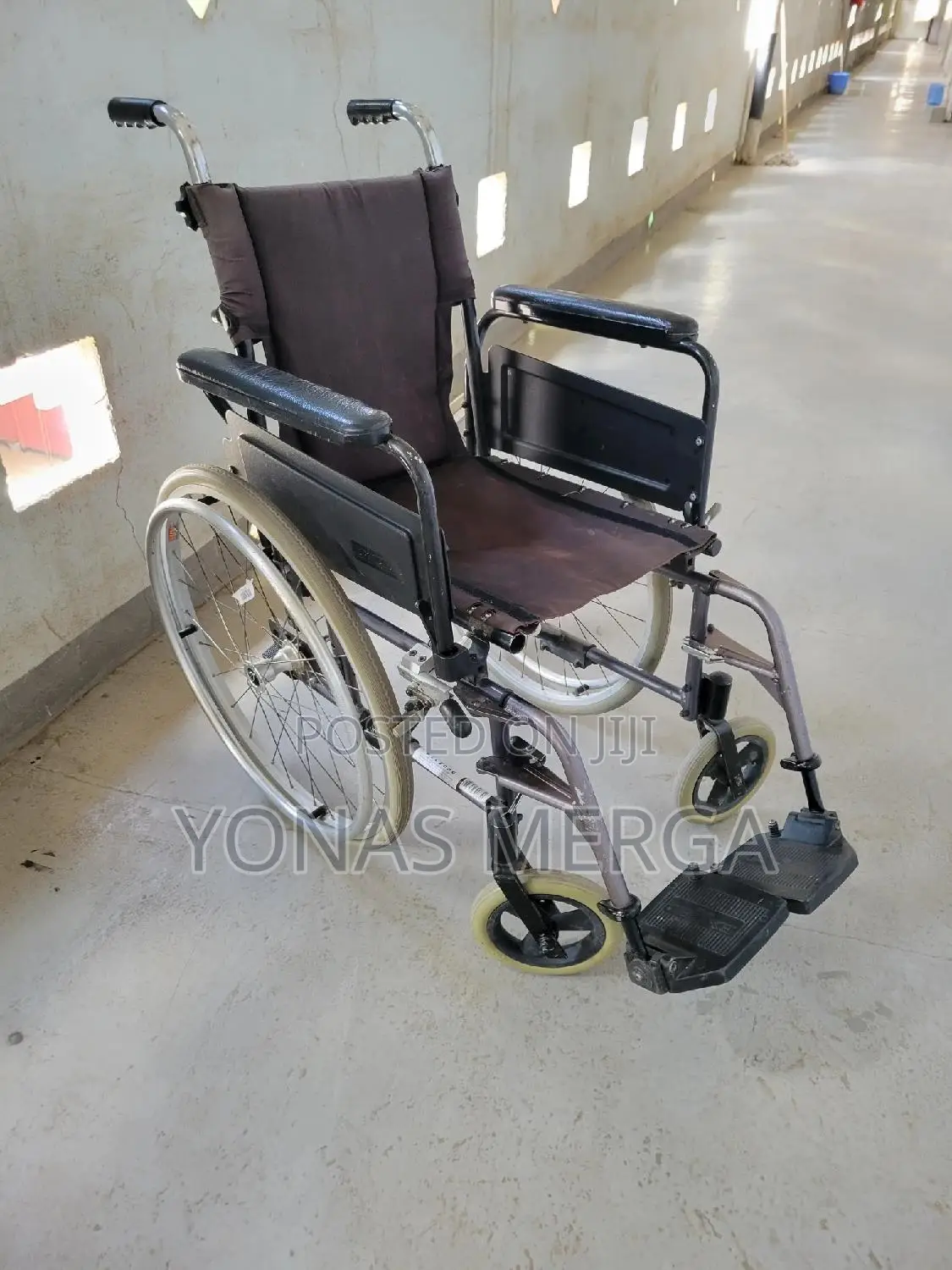 Wheelchair፺寬healthemate Foldable Wheelchair With Hand Breaks
