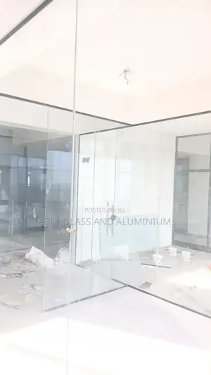 Tempereb Glass 10mm ቴምፐረድ ማስታወት