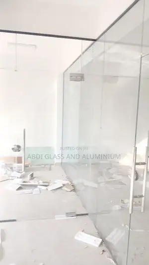 Tempereb Glass 10mm ቴምፐረድ ማስታወት