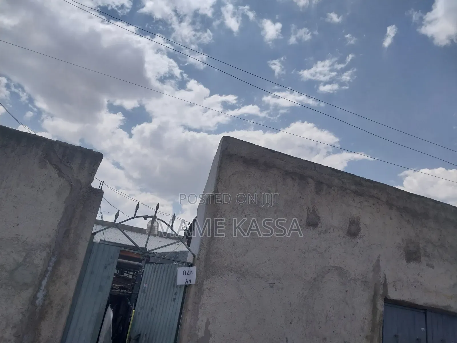Tv With Tv Stand and House