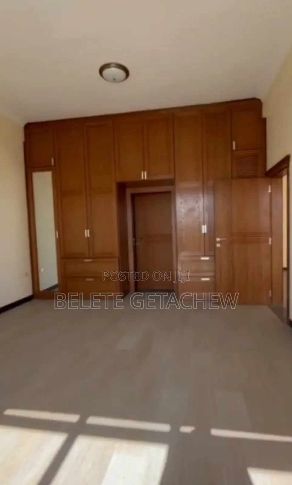 4bdrm Apartment in Cmc Yetebaberut,, Bole for sale