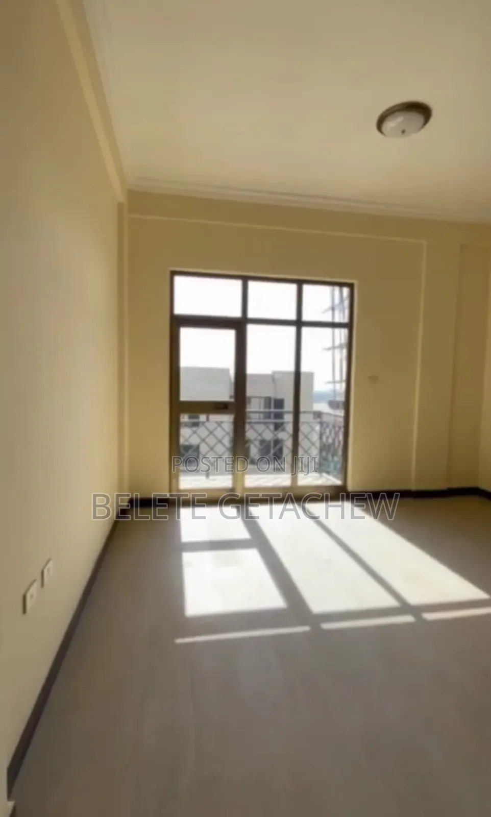 4bdrm Apartment in Cmc Yetebaberut,, Bole for sale