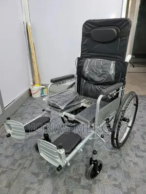New Mobilityplus+ Traveller Lightweight Folding Wheelchair