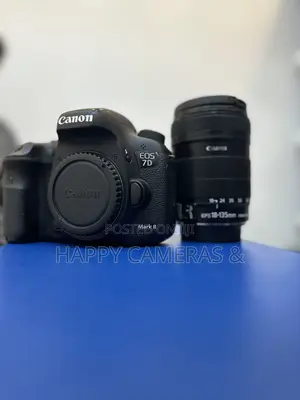 Photo - Canon 7d Mark Ii 18-135 STM