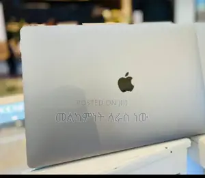 Photo - New Laptop Apple MacBook Pro 2018 32GB Intel Core I9 SSD 512GB