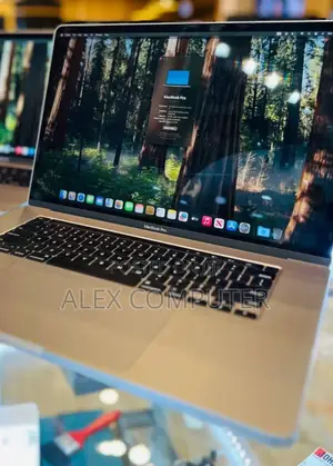 New Laptop Apple MacBook Pro 2018 32GB Intel Core I9 SSD 512GB