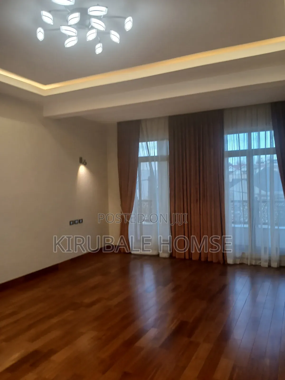 14bdrm Villa in Bole for rent