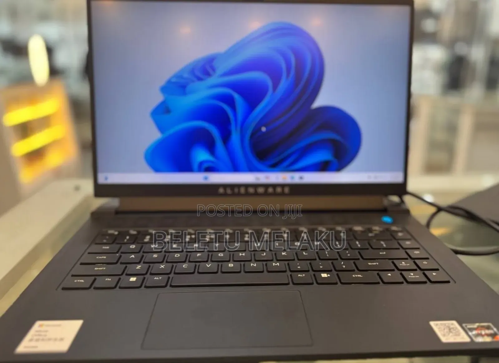 New Laptop Alienware M15 R3 16GB AMD Ryzen 7 SSD 512GB