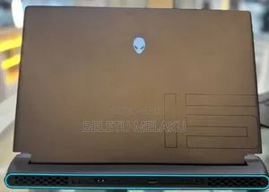 New Laptop Alienware M15 R3 16GB AMD Ryzen 7 SSD 512GB