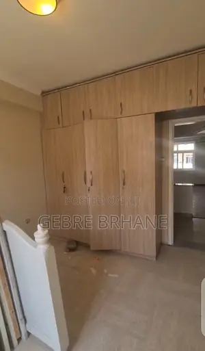 3bdrm Apartment in Apartment, Yeka for rent