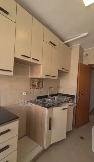 3bdrm Apartment in Apartment, Yeka for rent