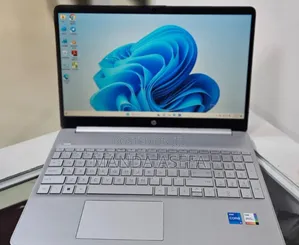 New Laptop HP Stream Notebook 8GB Intel Core I5 SSD 512GB