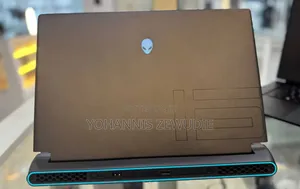 New Laptop Dell Alienware M15 R7 16GB AMD Ryzen 7 SSD 512GB