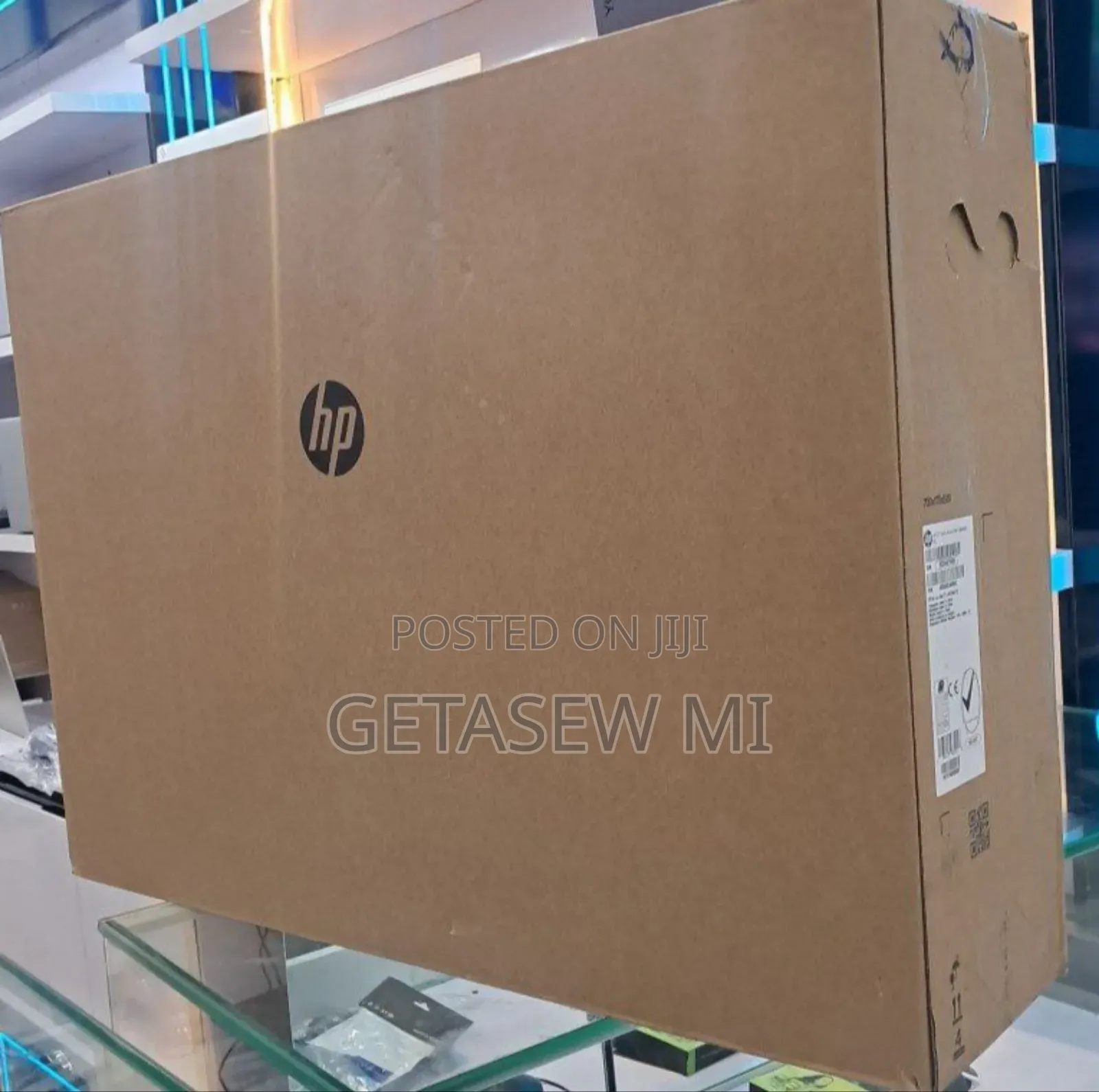 New HP 200 G4 22 All-in-One 8GB Intel Core I7 SSD 512GB