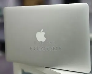 New Laptop Apple MacBook 8GB Intel Core I5 SSD 128GB