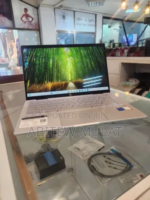 New Laptop HP Pavilion X360 8GB Intel Core I5 SSD 512GB