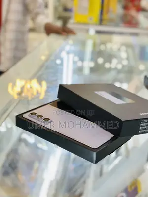 New Samsung Galaxy Fold 5G 512 GB