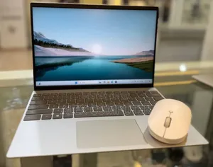 Photo - New Laptop Dell Insprion 11Z 16GB Intel Core I5 SSD 512GB