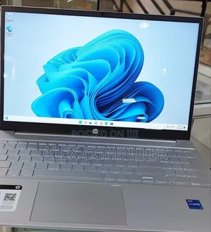 New Laptop HP Pavilion 15 8GB Intel Core I7 SSD 1T