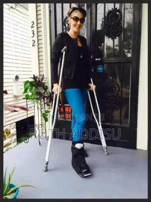 Crutches3፰crutches2፪crutches3፰crutches4፯crutches3፲crutches