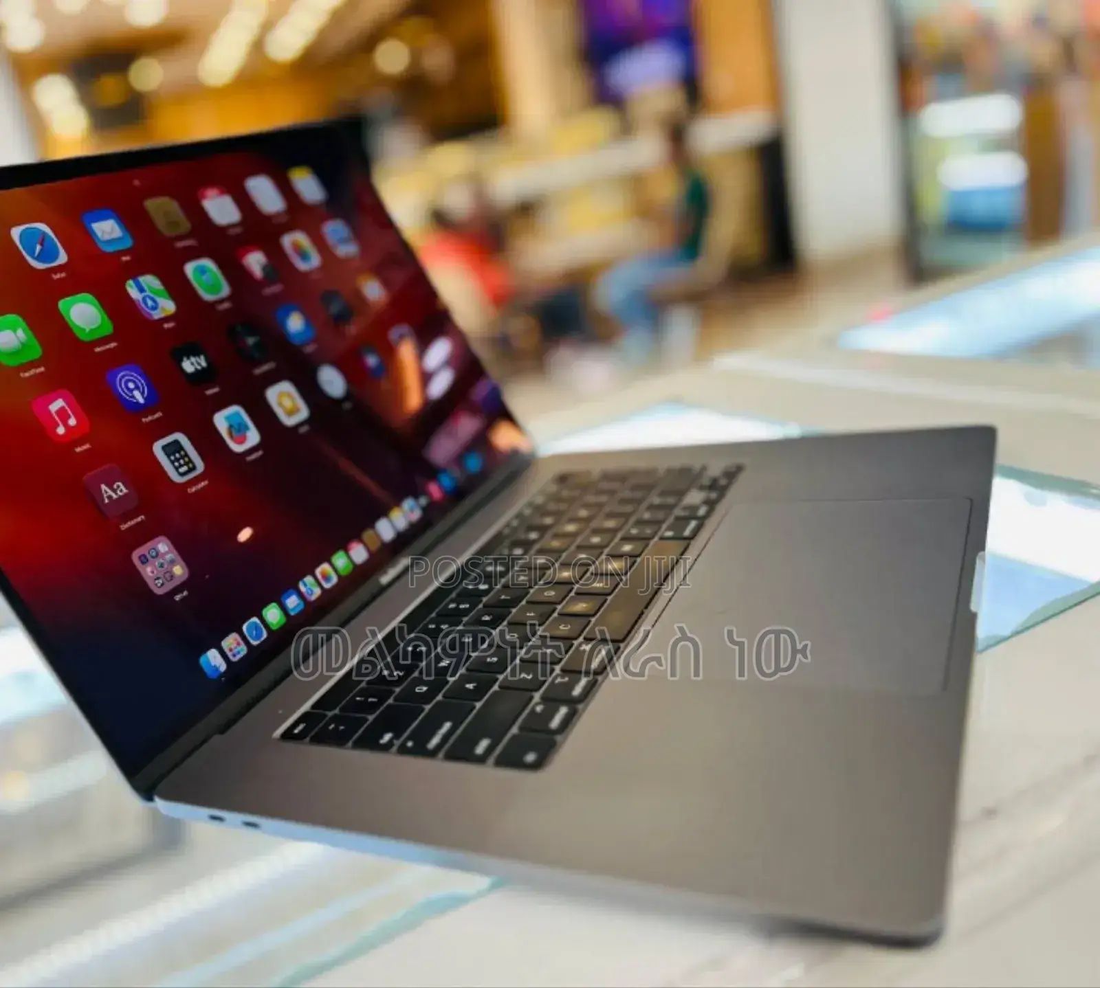 New Laptop Apple MacBook Pro 2019 16GB Intel Core I7 SSD 512GB