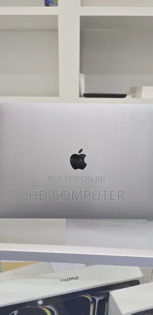 New Laptop Apple MacBook Air 2020 M1 8GB Apple M1 SSD 256GB