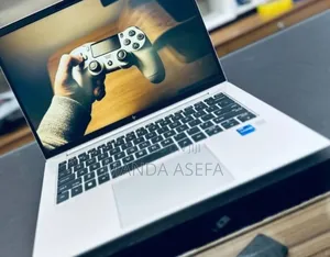 New Laptop HP EliteBook 840 10 16GB Intel Core I7 SSD 1T