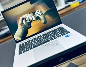 New Laptop HP EliteBook 840 10 16GB Intel Core I7 SSD 1T