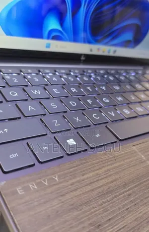 New Laptop HP Envy 14 16GB Intel Core I7 SSD 512GB