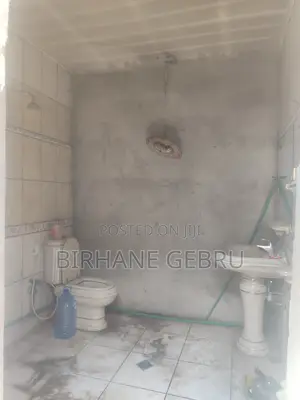 Photo - Store or Workshop for Rent