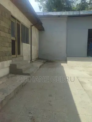 Store or Workshop for Rent