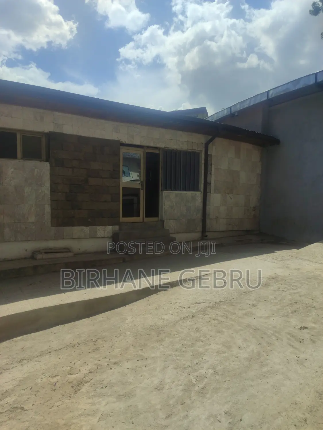 Store or Workshop for Rent